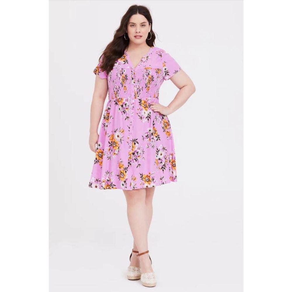 NWT Torrid Floral Smocked Shirt Dress Size: 00X - Picture 3 of 4